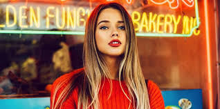 Are you a cancer woman who is interested in a taurus man? What Makes A Cancer Woman Attractive 5 Traits Yourtango