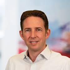 Bain's 2025 Technology Report: How Leaders Use AI to Gain Advantage