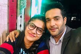 Karvachauth 2021: TV Stars Reveal How They Pamper Their Lady Love On The  Festival