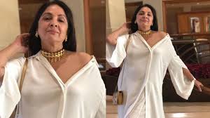Desi mallu aunty hot jayavani images. My Hot Pictures Get A Lot Of Likes Says Neena Gupta Hindi Movie News Bollywood Times Of India