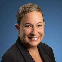 Laurie Dugan's Instagram, Twitter & Facebook