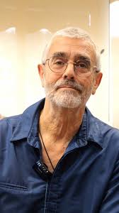 Buscas un especialista en sonrisas en Granada? En Clínica de Ortodoncia Dr. Arturo  Baca somos tus especialistas exclusivos en ortodoncia. ↪Contacta con  nosotros en: ☎️ 958 228 303.  🌐https://www.clinicadeortodonciadoctorbaca.com ...