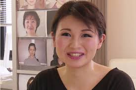 アケミS.ミラー】N.Yコレクションのファッションデザイナーから学べるメイクスクール