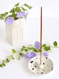 Make This Diy Incense Holder Plus The Lowdown On Aromatherapy Diy Air Dry Clay Diy Incense Holder Diy Clay Crafts