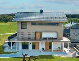 Einfamilienhaus Mit 3 Etagen Und Wohnkeller Haus Hanglage Haus Einfamilienhaus