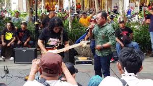 Jangan tunggu lama lama.amir bersama gitaris sweet charity rosli mohalim. Jangan Tunggu Lama Lama Amir Bersama Gitaris Sweet Charity Rosli Mohalim Chords Chordify