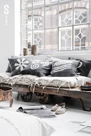 Well Duh Why Didnt I Think Of That A Bench Daybed Even A Coffee Table Yes Could Be A Hippie Couch For Me Nice Home Home Decor Minimalism Interior