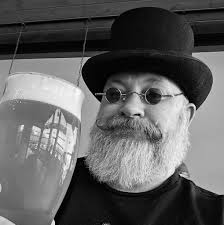 Funneling beers with Jason 😂☠🍺