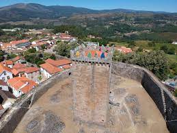 It is the northernmost municipality in portugal. Ficheiro Castelo De Melgaco Aerial View 02 Jpg Wikipedia A Enciclopedia Livre