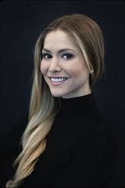 Maryanne Morrow's Instagram, Twitter & Facebook