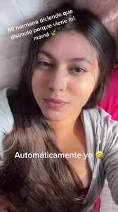 Wanda Castillo's Instagram, Twitter & Facebook