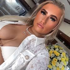 Large 3 bed house boughton monchelsea only 3 years old double drive end of  the row house looking for a 3/4 bed West Midlands /derby