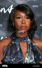 Amanda warren dickinson hi-res stock photography and images