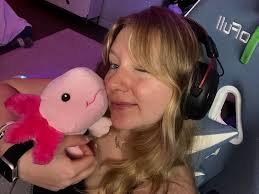 Room available ina house in Olde town Arvada with 3 other girls in their  mid twenties! Available anytime between August 17th and October 1st  https://www.facebook.com/share/16ybxT7Qvc/?mibextid=wwXIfrilh