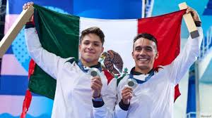París 2024: ¿Quiénes son Osmar Olvera y Juan Manuel Celaya, los clavadistas  mexicanos que ganaron medalla de plata?