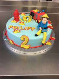 feuerwehrmann sam torte feuerwehrmannsam geburtstagstorte wasdasherzbegehrt kinder geburtstag torte feuerwehrmann sam torte kinder kuchen