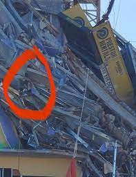 Mayor cantrell is emphatic that the city doesn't have control over the site and 1031 canal development llc once the friend told bentley the image wasn't a hoax, bentley said he decided to republish it on twitter. Exposed Body At Hard Rock Collapse New Orleans Morbidreality
