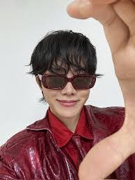 Edgar Mollinedo's Instagram, Twitter & Facebook