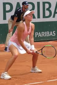 Height, photos & stats of all atp & wta players including nadia podoroska. Upload Wikimedia Org Wikipedia Commons 3 3d 201