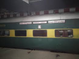 varanasi anand vihar terminal garib rath express 22407