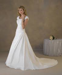 Oo Love Very Flaterring Modest Wedding Dresses With Sleeves Wedding Dresses Beaded Wedding Dress Sleeves