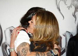 I absolutely love these interviews when Johnny says he hasn't seen his  films and it's none of his business what happens after he's done shooting  them. So hilarious. And I always love