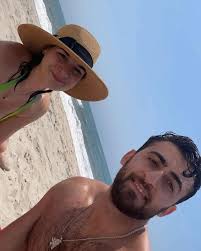 Lucy Dow (@lucydow4) • Instagram photos and videos