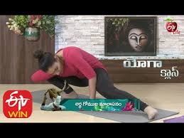 Ardha Gomukha Malasanam Gomukhasana Malasana Gomukhasana Benefits Youtube