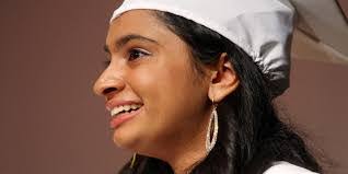 Alexandra Ransom's Instagram, Twitter & Facebook