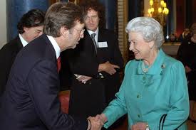 His real father was a canadian pilot but he didn't find that out until he was 53. Eric Clapton Starportrat News Bilder Gala De