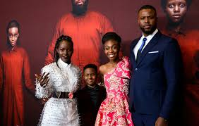 But as night descends, their serenity turns to tension and chaos when some shocking visitors arrive uninvited. Watch The Cast Of Jordan Peele S Us Rap About Their Characters