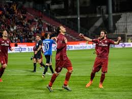 Facebook ce a anunțat recent campioana româniei cfr cluj tehnicianul român marius șumudică este noul antrenor al lui cfr cluj, campioana româniei la fotbal, a anunțat miercuri seara conducerea clubului ardelean. Cfr Cluj A Castigat Al Cincilea SÄƒu Titlu De CampioanÄƒ A Romaniei Romania Libera