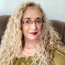 Heidi Schell (@SchellHeidi)