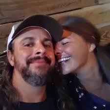 Reading Ken Follett's Pillars of the Earth, a historical fiction novel