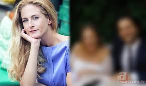 Her family is of bosnian descent. Menajerimi Ara Nin Feris I Herkesi Sasirtti Canan Erguder In Esi Bakin Kim Cikti