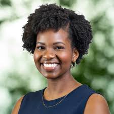 Candace Jones's Instagram, Twitter & Facebook