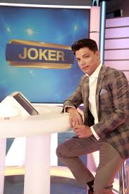 Excerto do programa joker emitido em 15 de novembro de 2019 na rtp1 e apresentado por vasco palmeirim. Vasco Palmeirim Ameacado Depois De Pergunta Sobre Futebol