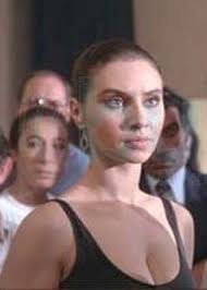 Laura del Sol (born 27 November 1961) is a Spanish flamenco dancer and film  actress, specially well known for her titular role in Carlos Saura's 1983  film Carmen. She worked with Saura