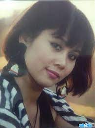 Bên cạnh đó, có rất nhiều khách hàng rất băn khoăn về các dịch vụ niềng răng giá rẻ, giá sinh viên. Diá»…n Vien Minh Háº±ng