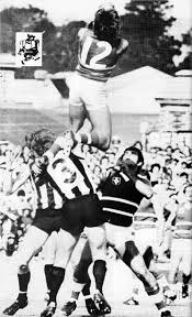 Footscray V Collingwood League Football In Victoria 1977 Australian Football Footy Collingwood