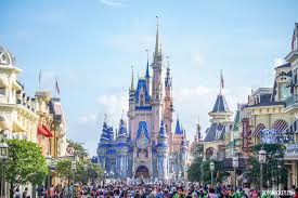 Shannen michaelsen · july 24, 2021 · 1 min read. Detailed Look At Disney World 50th Anniversary Crest On Cinderella Castle