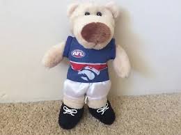 Western bulldogs mens 90's retro mascot tee. Iwr33jwlknjx4m