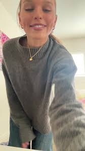 Sienna Smith's Instagram, Twitter & Facebook