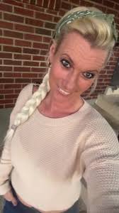 Jenifer Bailey (@j.lee...0)