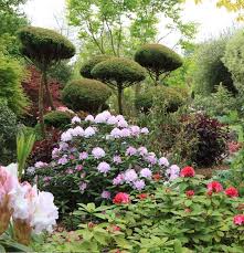 Bretagne Voyagez En Decouvrant Le Magnifique Jardin De Ker Louis Jardins Joli Jardin Jardin Maison