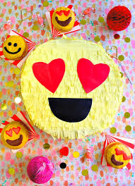 See more ideas about emoji, emoji love, emoji party. Diy Valentine S Day Emoji Pinata Gift Box