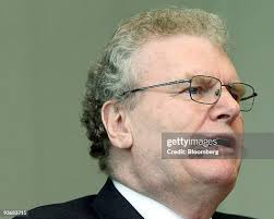 15 Sony Corp Ceo Howard Stringer Interview Stock Photos, High-Res Pictures,  and Images