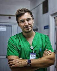 Ursii koala sunt somnorosi notorii: Cate Ore Crezi Ca Doarme Un Medic Intr O Dr Mihail Pautov Facebook