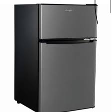 Black Decker Mini Fridge The Best Mini Fridges Of 2019 With Images Cool Mini Fridge Mini Fridges