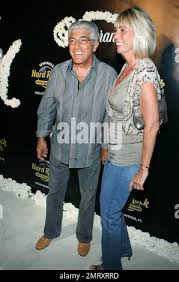 Actor Frank Vincent and his wife Kathy appear at the "Fantastico" grand  opening celebration of Martorano's Italian-American Kitchen at the Seminole  Hard Rock Hotel & Casino in Hollywood, FL. 3/25/10 Stock Photo -